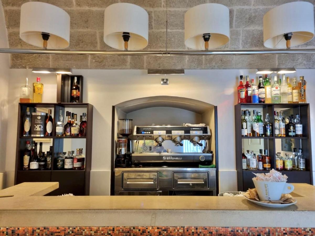 Hotel Saraceno Al Faro Tarente Buitenkant foto
