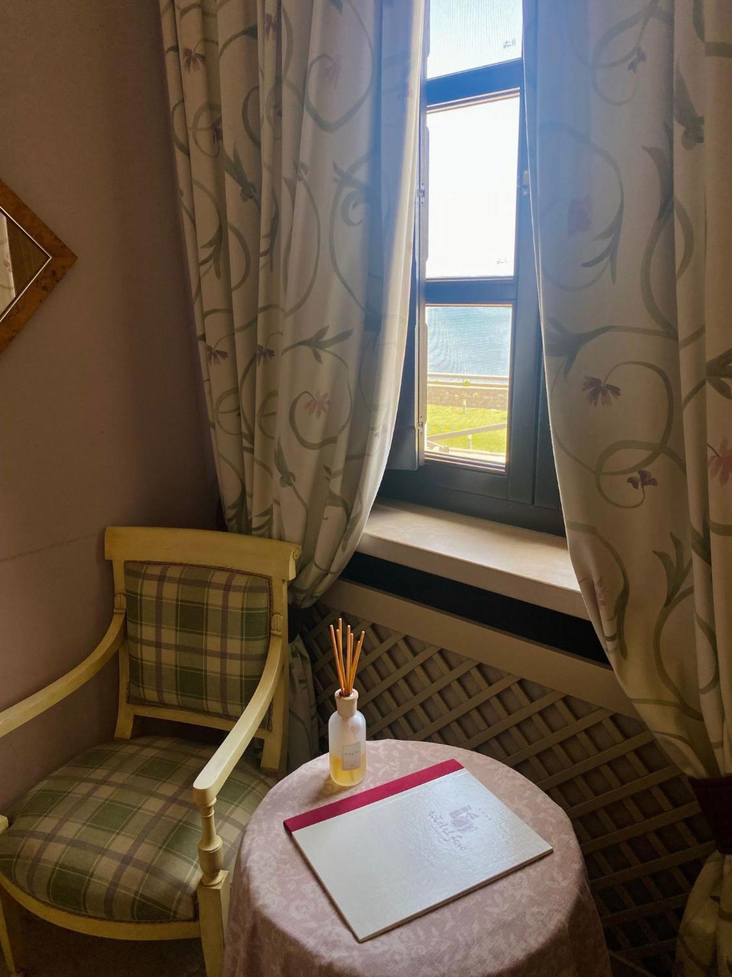Hotel Saraceno Al Faro Tarente Buitenkant foto
