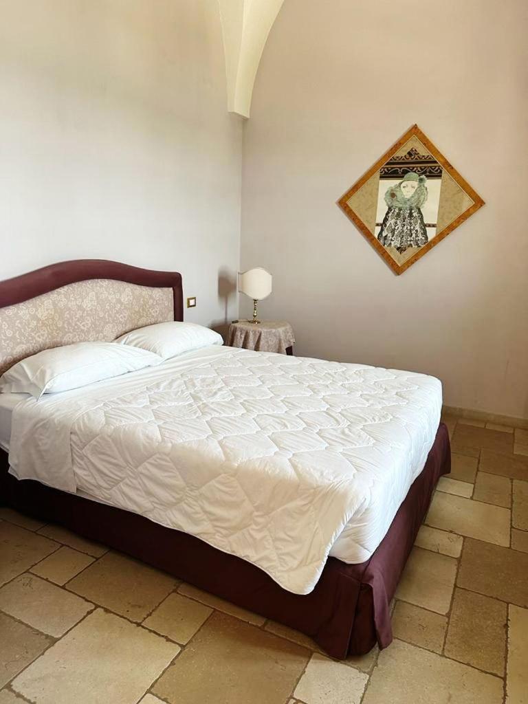 Hotel Saraceno Al Faro Tarente Buitenkant foto