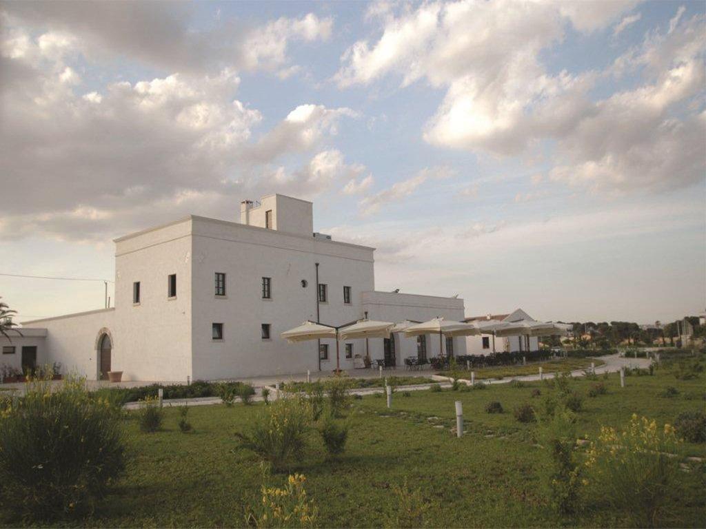 Hotel Saraceno Al Faro Tarente Buitenkant foto